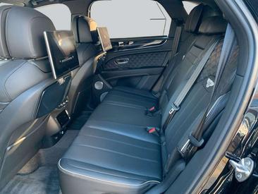 Bentley Bentayga V8 S — photo 13