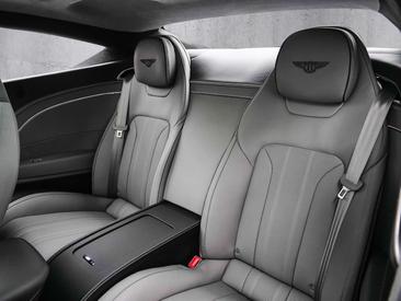 Bentley Continental GT — photo 12