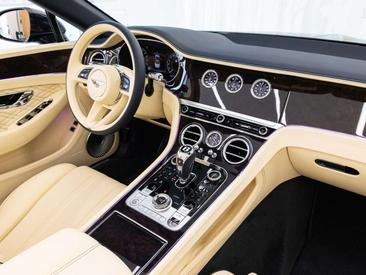 Bentley Continental GTC — photo 7