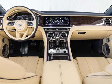 Bentley Continental GTC — photo 8