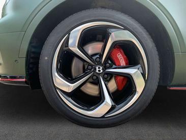 Bentley Bentayga V8 S Black Edition — photo 6