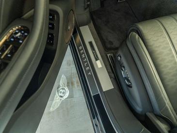 Bentley Flying Spur W12 Speed — photo 13