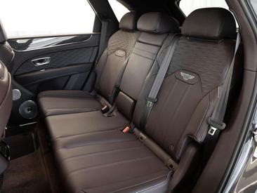 Bentley Bentayga Speed — photo 9