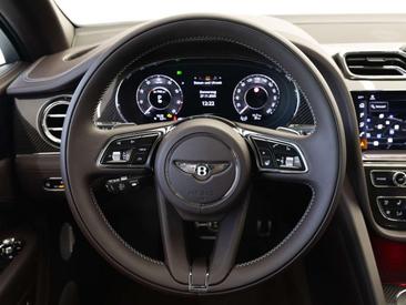 Bentley Bentayga Speed — photo 11