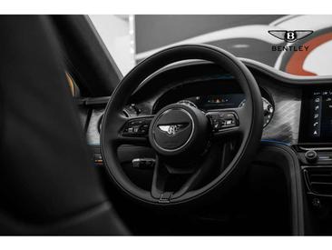 Bentley Flying Spur V8 Hybrid — photo 28