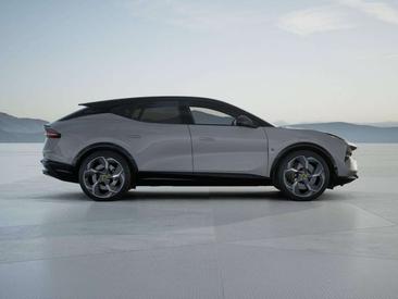 Lotus Eletre — photo 12
