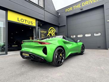 Lotus Emira SE — photo 8