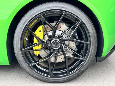 Lotus Emira SE — photo 14