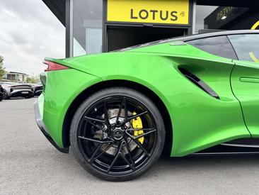 Lotus Emira SE — photo 19