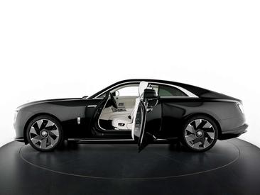 Rolls-Royce Spectre Black — photo 3
