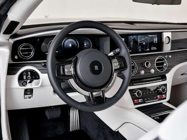 Rolls-Royce Spectre Black — photo 7