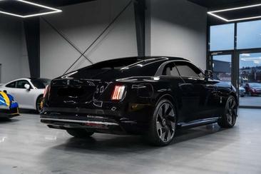 Rolls-Royce Spectre Électrique — photo 4