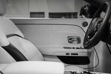 Rolls-Royce Spectre Électrique — photo 6