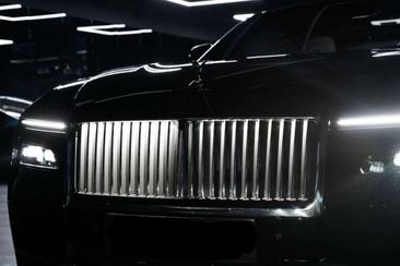 Rolls-Royce Spectre Électrique — photo 8
