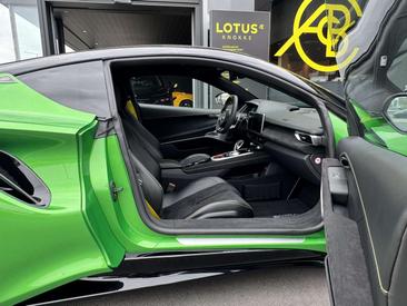 Lotus Emira SE — photo 33