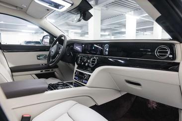 Rolls-Royce Ghost Series II — photo 13