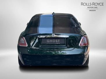 Rolls-Royce Ghost — photo 25