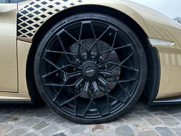 Lamborghini Huracán STO — photo 10