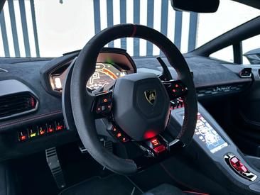 Lamborghini Huracán STO — photo 11