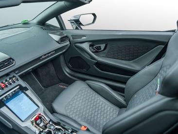 Lamborghini Huracán Evo Spyder — photo 20