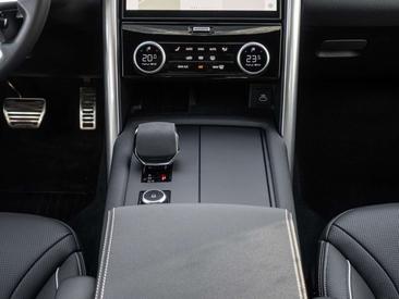 Land Rover Discovery D300 Dynamic HSE PANO LED STANDHZG — photo 13