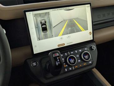 Land Rover Defender 90 D350 X-Dynamic SE Faltdach 22" HUD Noir — photo 31
