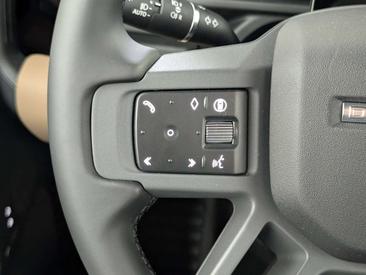 Land Rover Defender 90 D350 X-Dynamic SE Faltdach 22" HUD Noir — photo 33