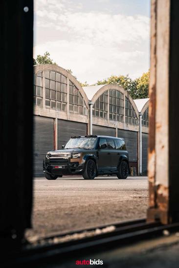 Land Rover Defender 110 URBAN AUTOMOTIVE V8 — photo 13