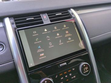Land Rover Discovery R-Dynamic SE D250 AWD — photo 19