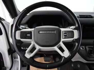 Land Rover Defender D240 2.0 SE AWD LED+AHK+PANO+MEMORY+ACC — photo 22
