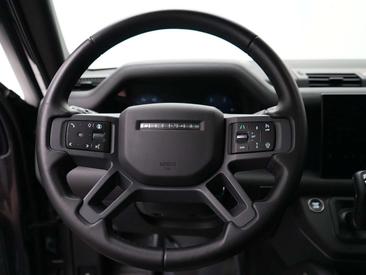 Land Rover Defender 110 3.0 D300 MHEV X-Dynamic HSE — photo 13