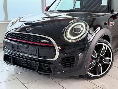 Mini Cabrio Yours John Cooper Works
