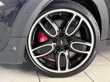 Mini Cabrio Yours John Cooper Works — photo 6