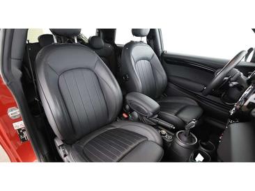 Mini Hatch Cooper S — photo 10