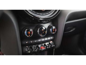 Mini Hatch Cooper S — photo 15