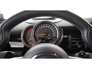 Mini Hatch Cooper S — photo 17