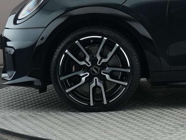 Mini 5 Portes JCW Cooper S — photo 16