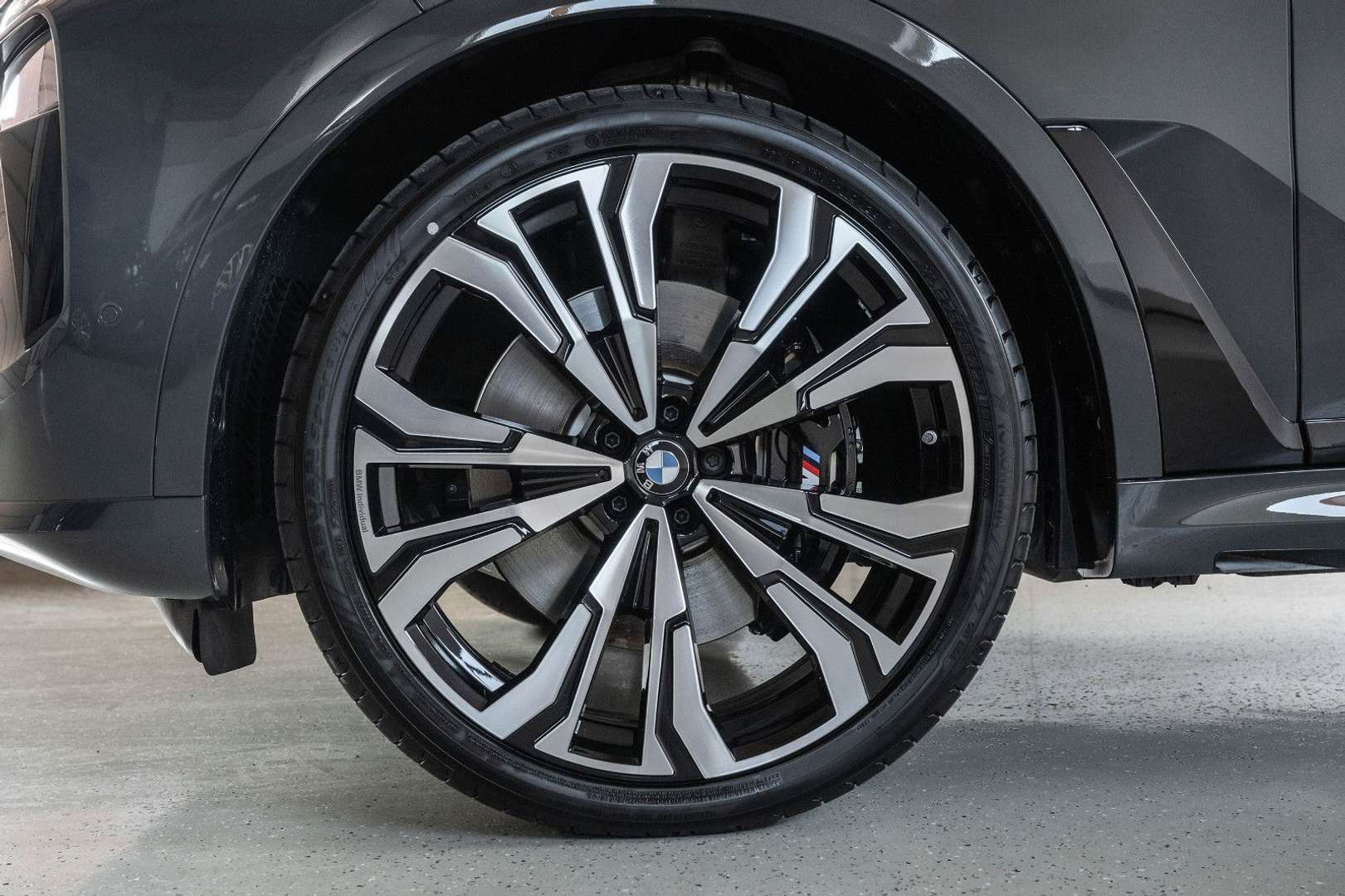 BMW X7 Individual M60i - 2024 - Joinsteer - #7