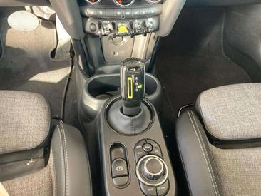 Mini Electric Classic Cooper SE — photo 10
