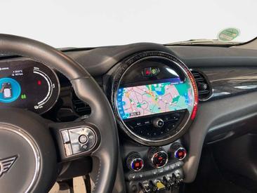 Mini Electric Classic Cooper SE — photo 11