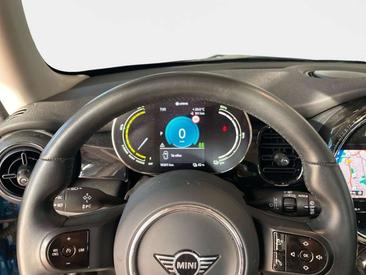 Mini Electric Classic Cooper SE — photo 12