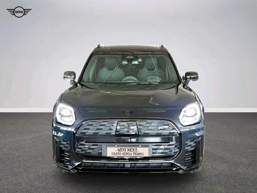 Mini Countryman JCW Electric — photo 11