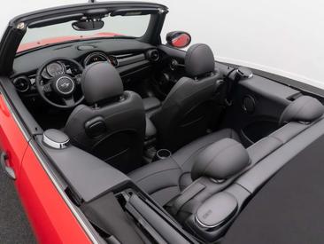 Mini Cabrio COOPER — photo 37