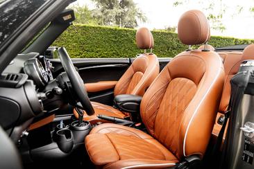 Mini Cabrio John Cooper Works — photo 6