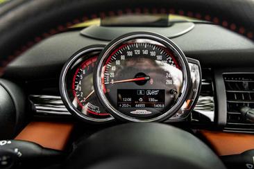 Mini Cabrio John Cooper Works — photo 12