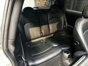 Mini 3 Portes JCW One — photo 16