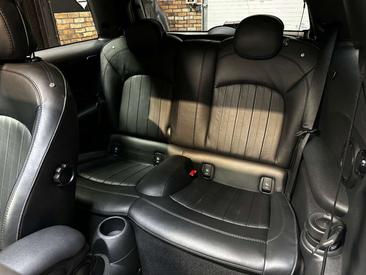 Mini 3 Portes JCW One — photo 17