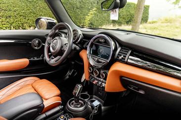Mini Cabrio John Cooper Works — photo 15
