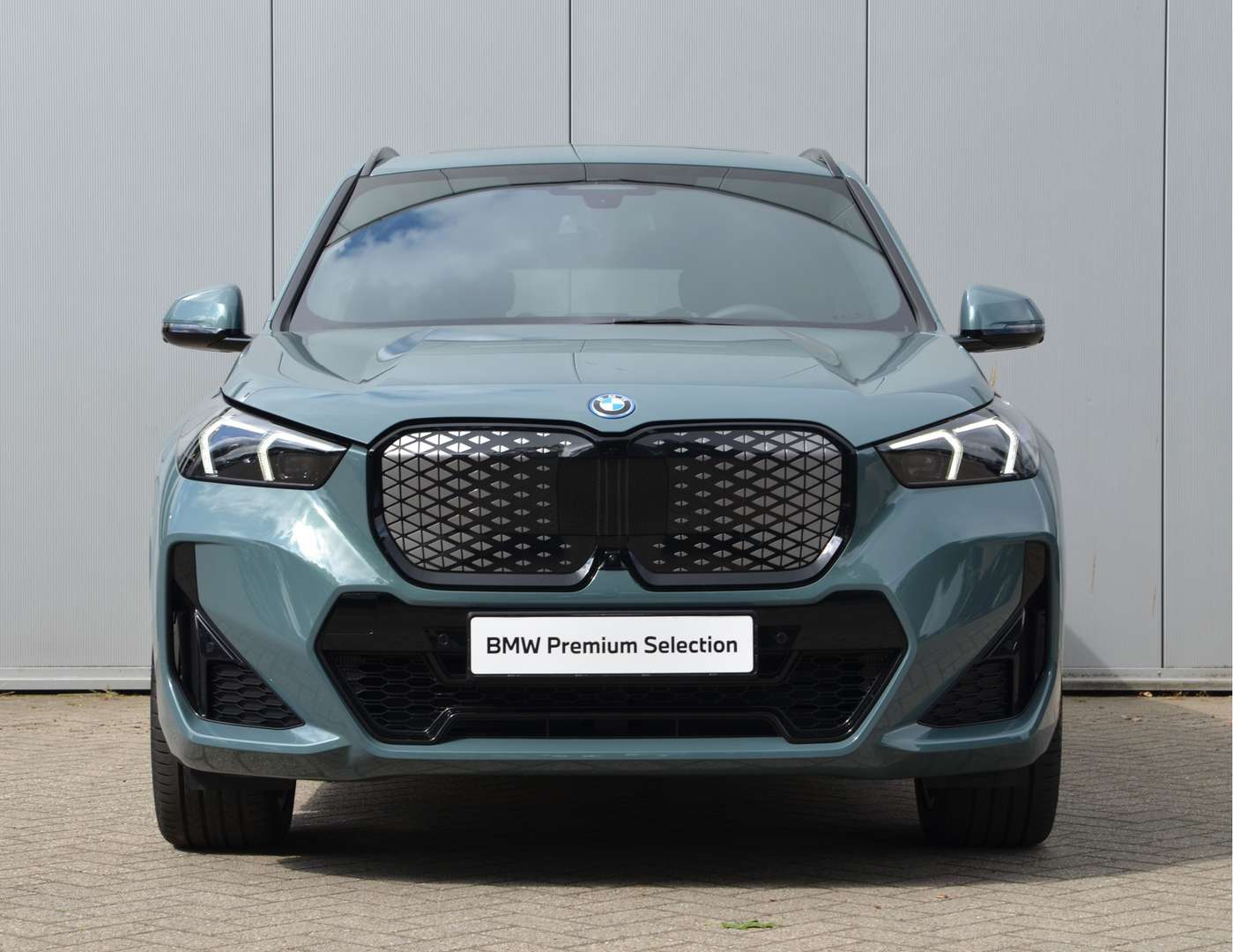 BMW IX1 M Sport EDrive20 - 2025 - Joinsteer - #2