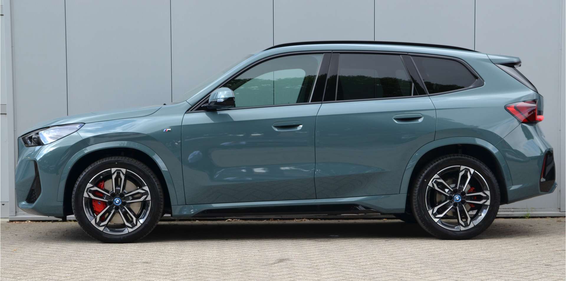 BMW IX1 M Sport EDrive20 - 2025 - Joinsteer - #3